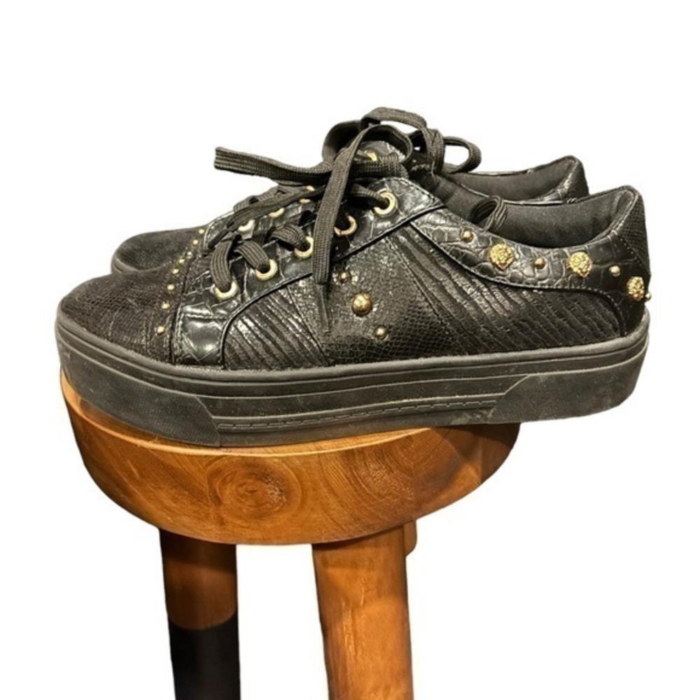 DISNEY Call It Spring shoes 6.5